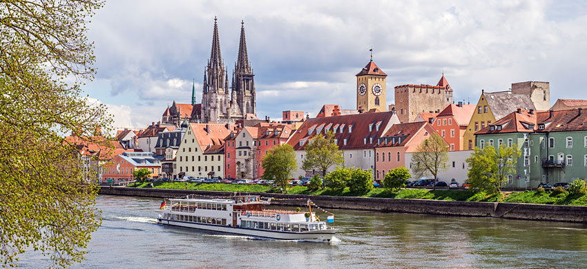 RATISBONA REGENSBURG CRUCEROS DANUBIO CRUCEROS ALEMANIA CRUCEROS FLUVIALES DANUBE RIVER CRUISES #Ratisbona #Regensburg #Danube #Danubio #Donau